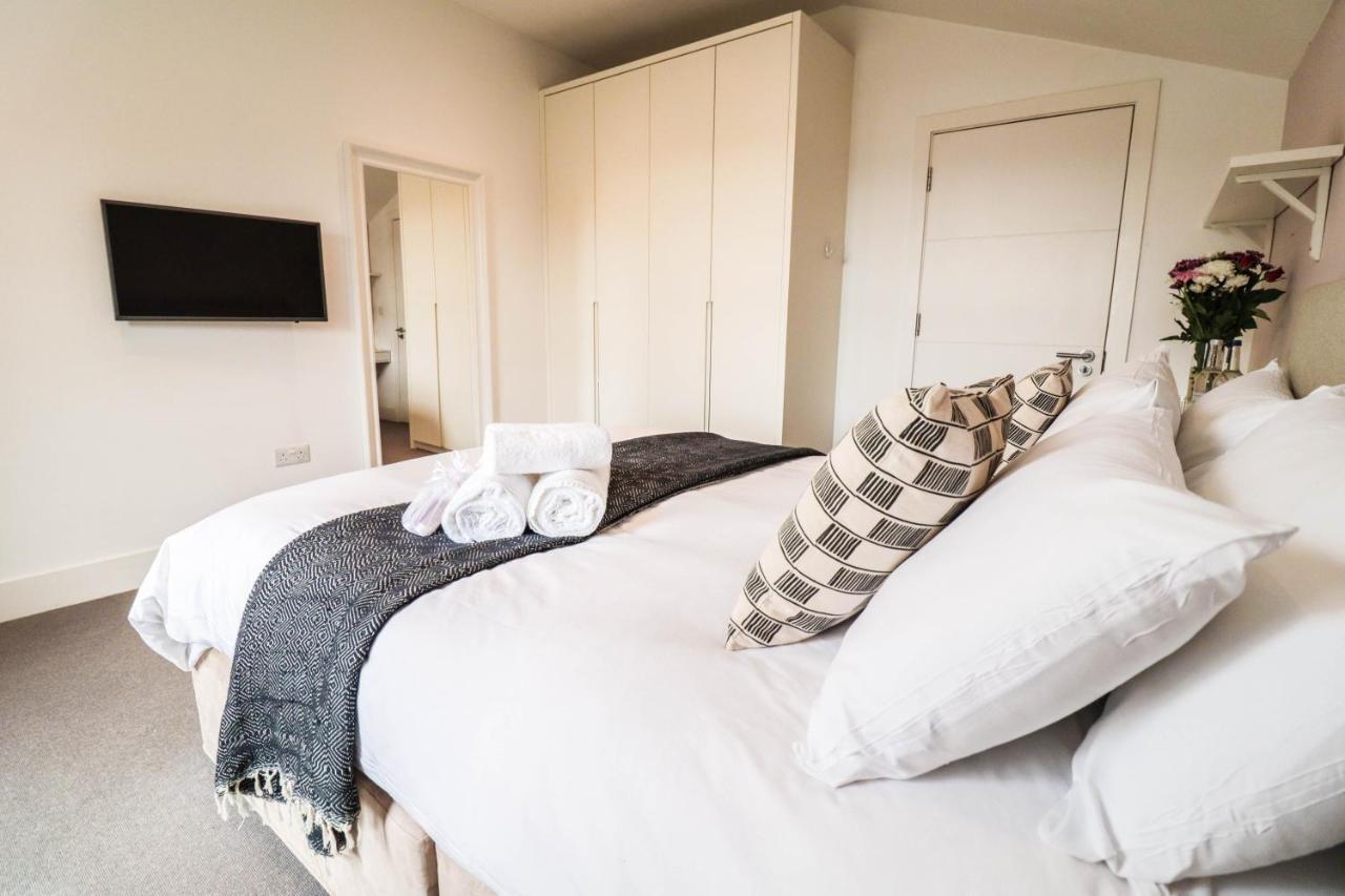 לונדון Modern & Spacious 1 Bedroom Clapham Junction Flat מראה חיצוני תמונה